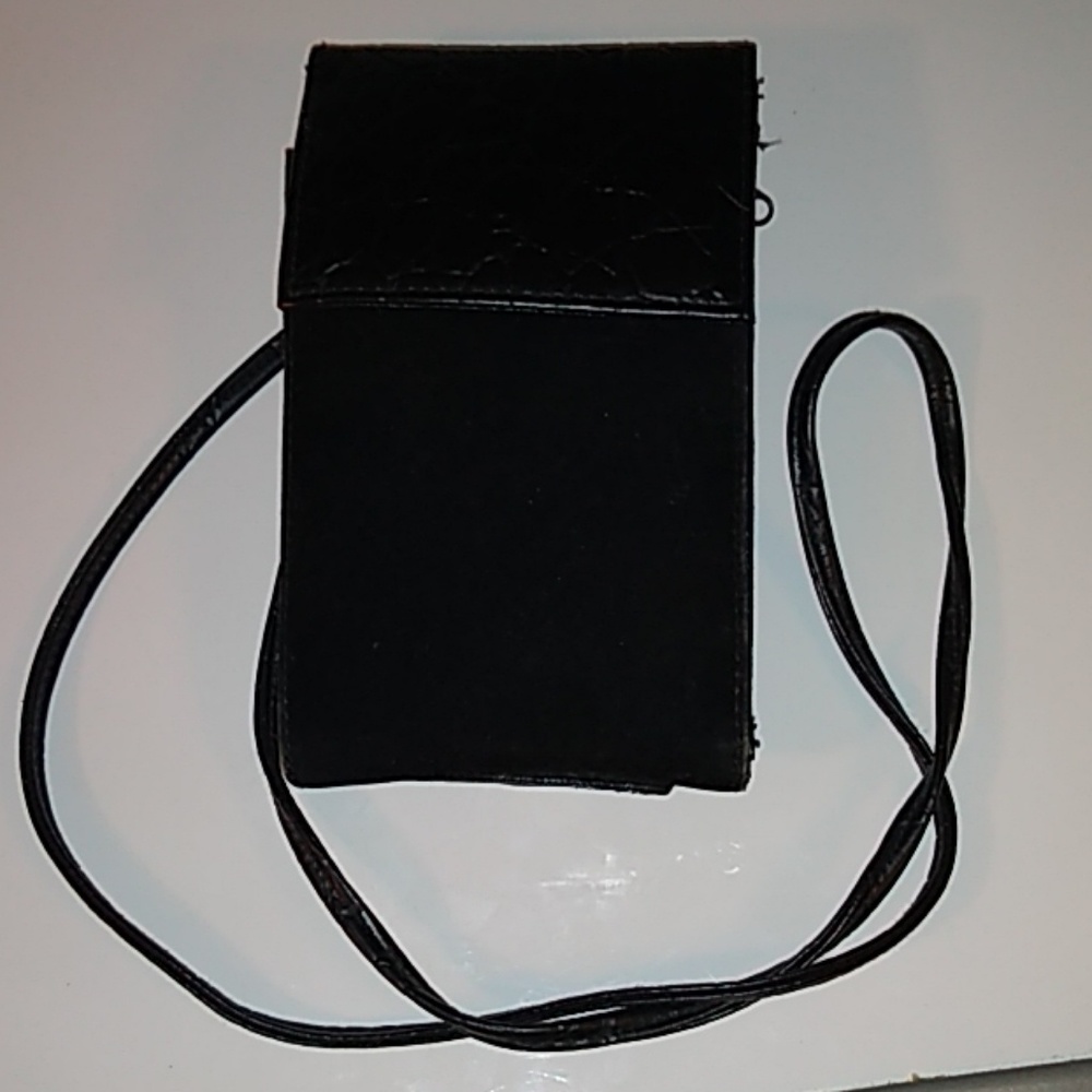 Casual Corner Black crossbody wallet orga